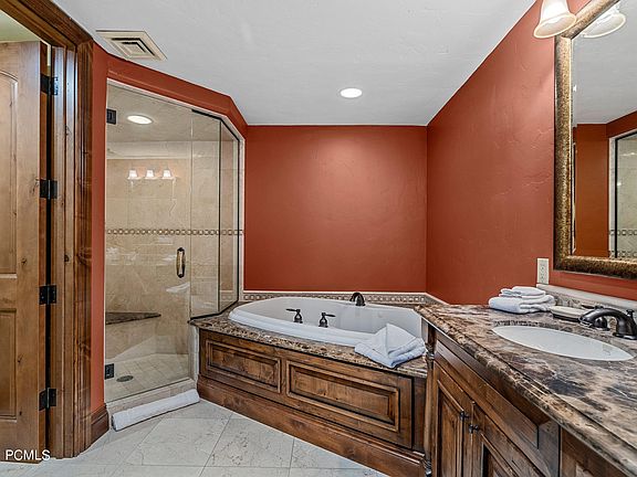 5th image of 8902 Empire Club Dr #304