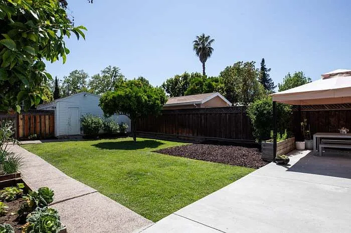 354 Fuller Ave — Photo 18