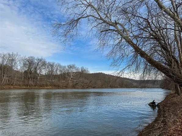 8470 State Route 669, McConnelsville, OH 43756