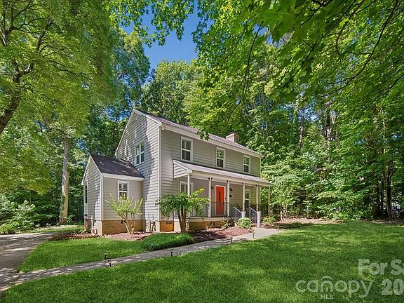 2nd image of 14004 Maple Hollow Ln