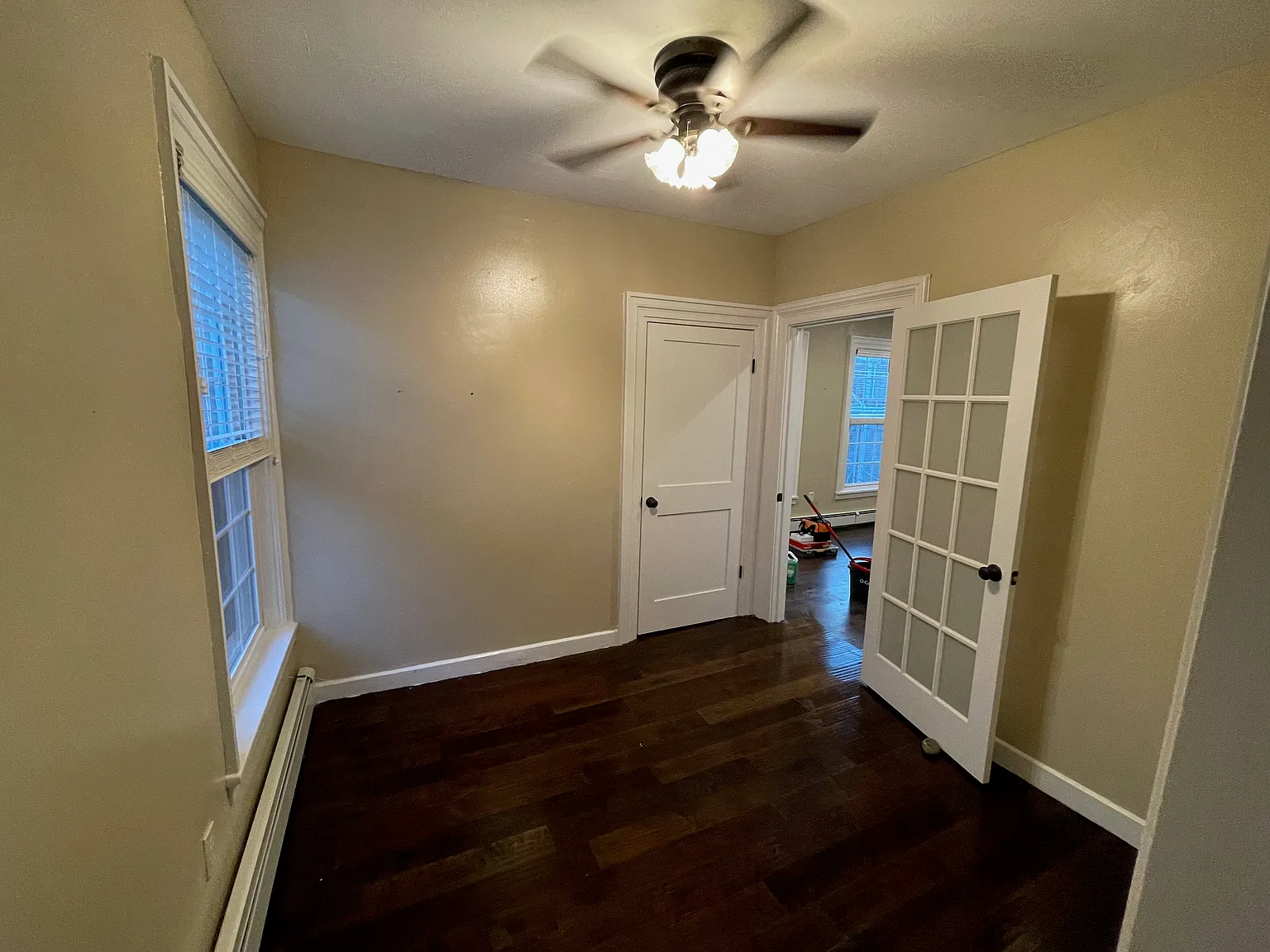3 bed, 1100 sqft, $2,950 — Photo 4