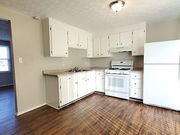 5th image of 5105 Sedalia Dr