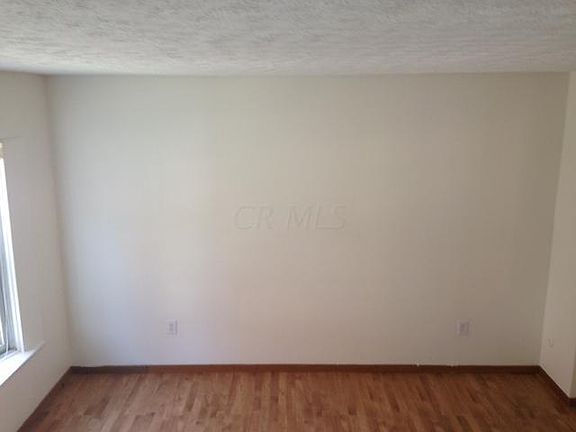 2nd image of 892 Worthington Woods Blvd