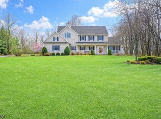 17 Mullen Ln, Lafayette Twp., NJ 07848