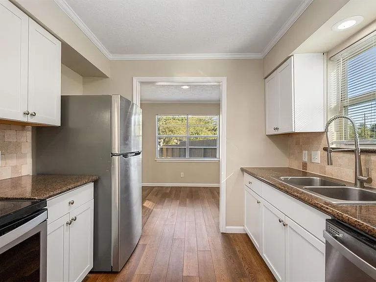 20361 Fieldtree Dr — Photo 8