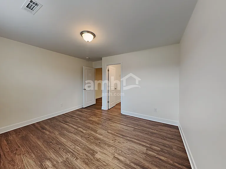5433 Lake Water Ct — Photo 19