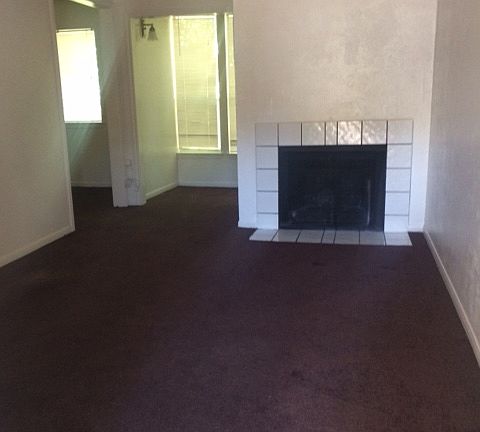 2nd image of 218 Lake Meadows Dr
