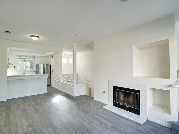 Living Room / Dinning Area