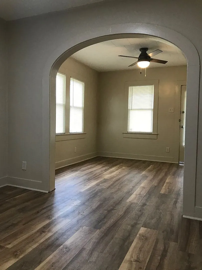 2 bedroom 1 bath home for lease — Photo 3