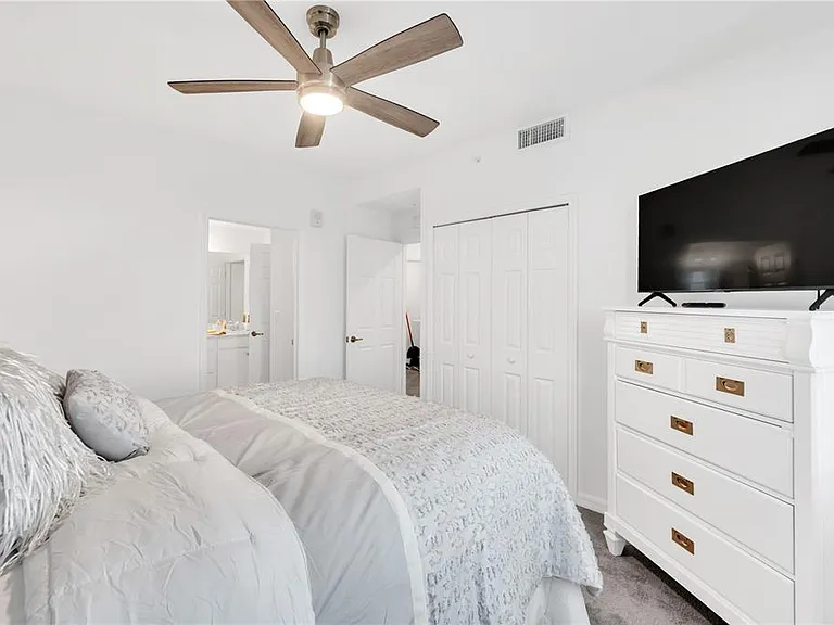 18114 Gawthrop Dr #201 — Photo 15