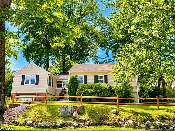 5th image of 501 Diamond Spring Rd
