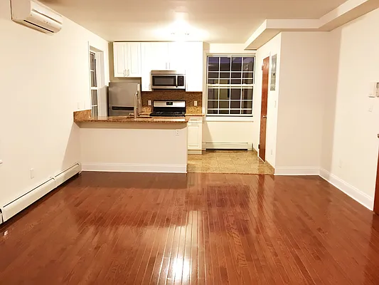 Rented by NY Space Finders Inc. | media 1