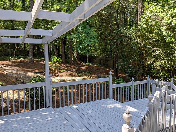 3rd image of 2615 Rocky Springs Dr