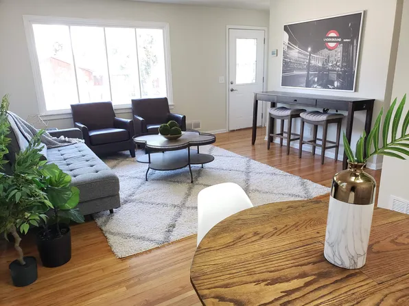 1008 Park St, Minot, ND 58701