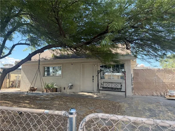 5062 Blanton Dr, Las Vegas, NV 89122