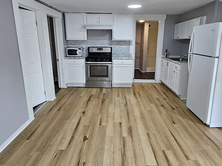 9 Chester St #1 — Photo 1