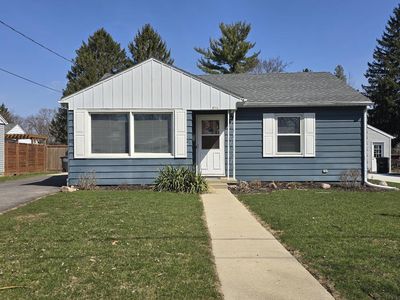 716 West Highland AVENUE, Oconomowoc, WI, 53066