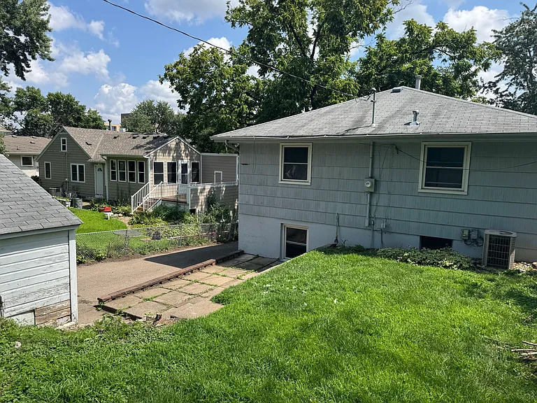 1624 Alabama Ave S — Photo 16