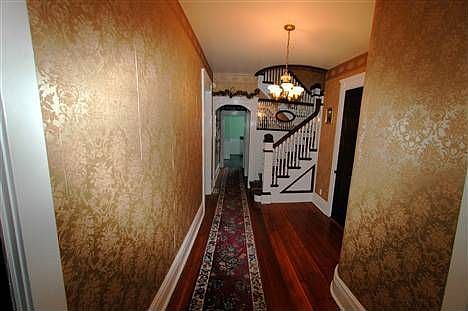 3rd image of 1020 Ann St
