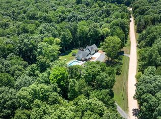 7916 E Plunders Creek Rd, Dickson, TN 37055