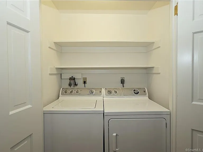 249 Main St #2 — Photo 15