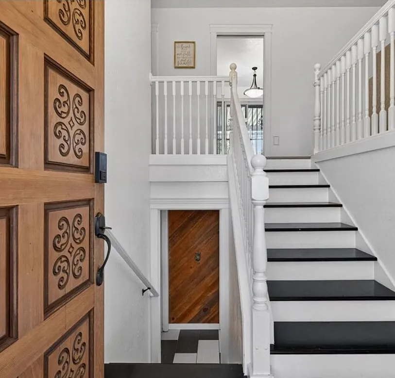 NE 168th Pl, Portland — Photo 2