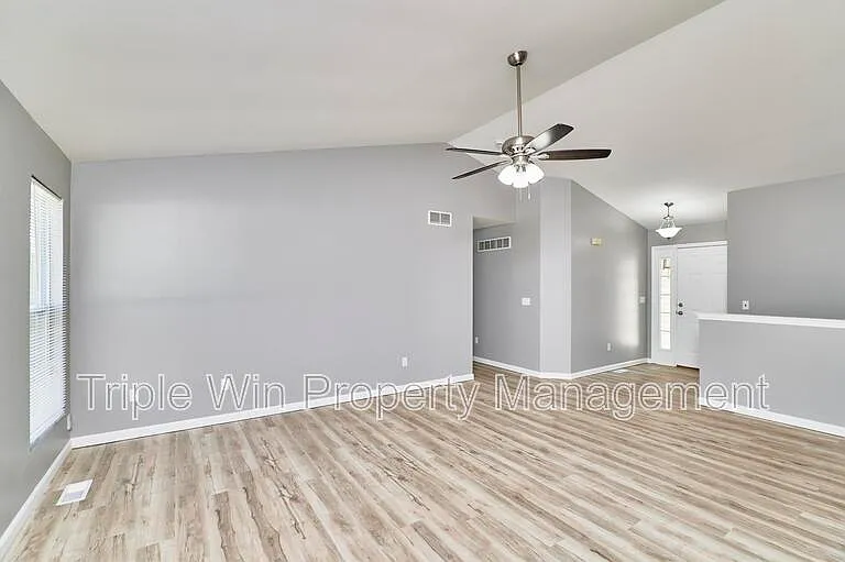 4927 Triple Tree Ct — Photo 11