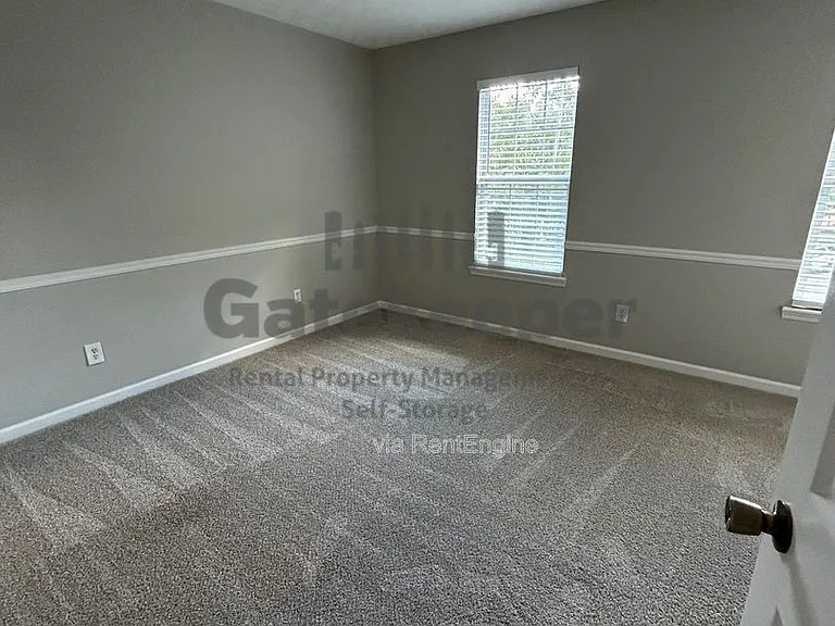 310 Park Leaf — Photo 11