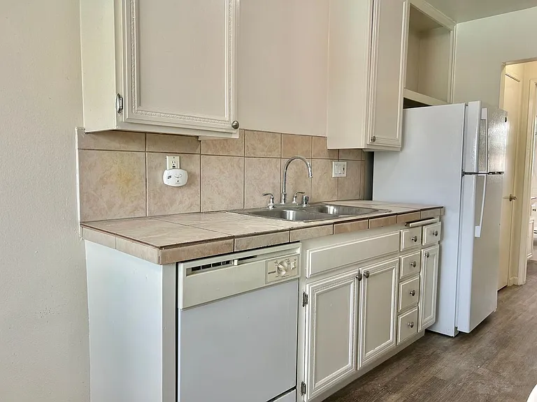 Monte Vista Townhomes — Photo 11