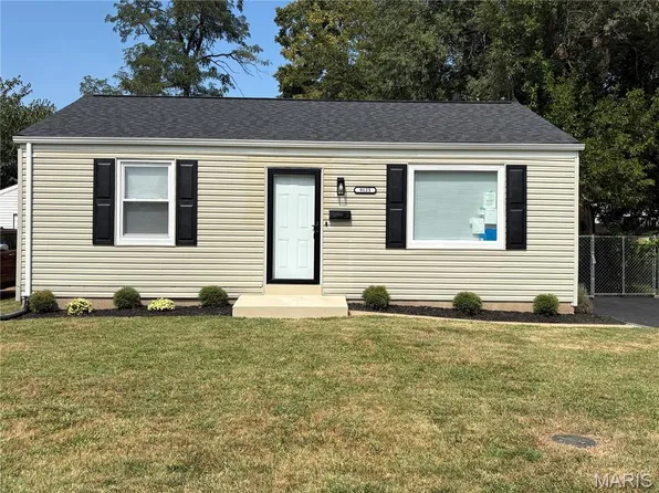 9125 Kathlyn Dr, Saint Louis, MO 63134