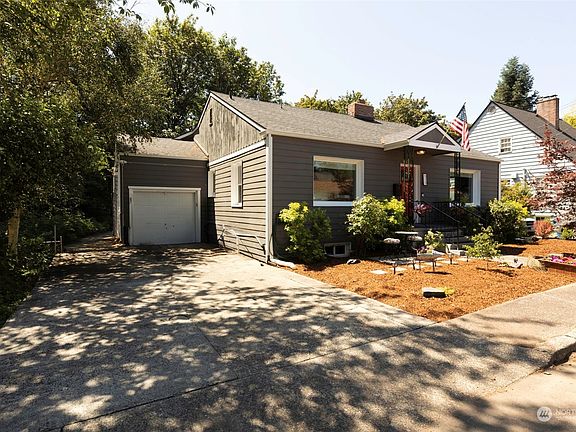 2nd image of 515 18th Avenue SE