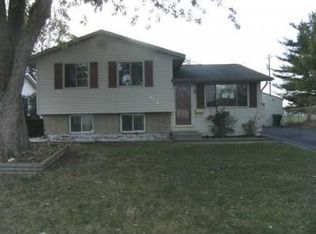 5685 Brookfield Sq W, Columbus, OH