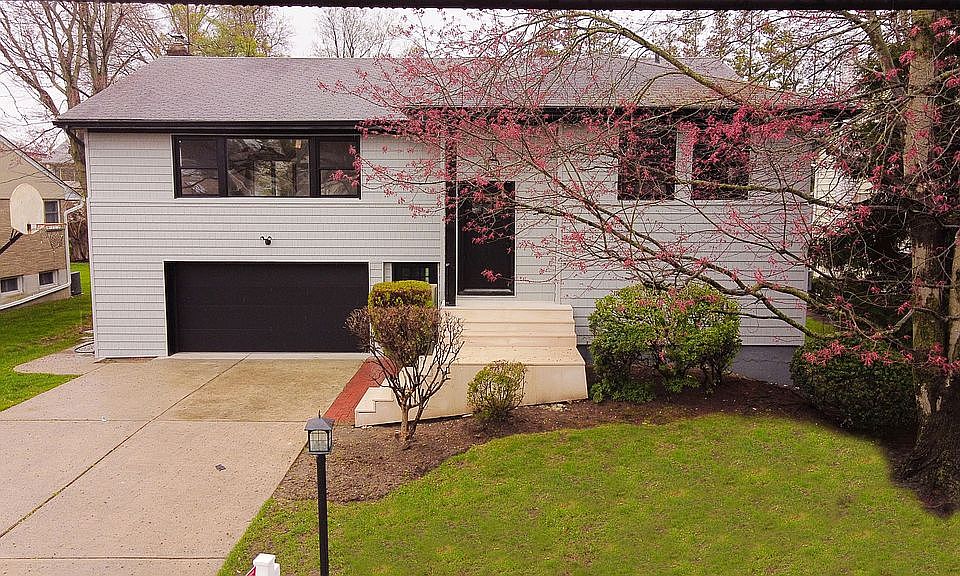 1st image of 386C Felter Ave
