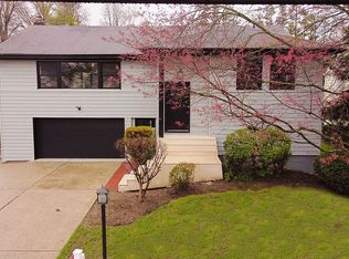 386C Felter Ave, Woodmere, NY 11598