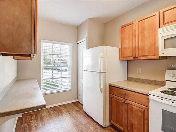 4th image of 2480 Lake Woodberry Cir