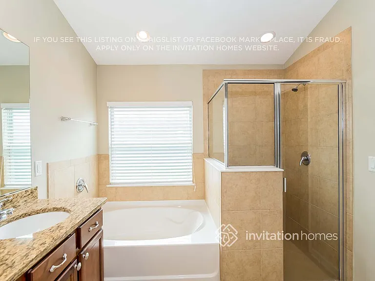 345 N Bellagio Dr — Photo 14
