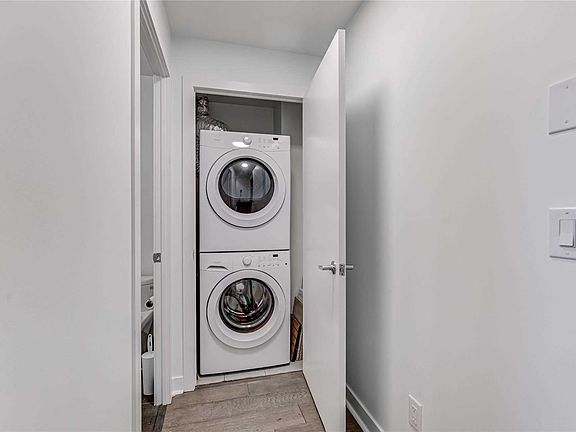 5th image of 225 Sackville St #1304