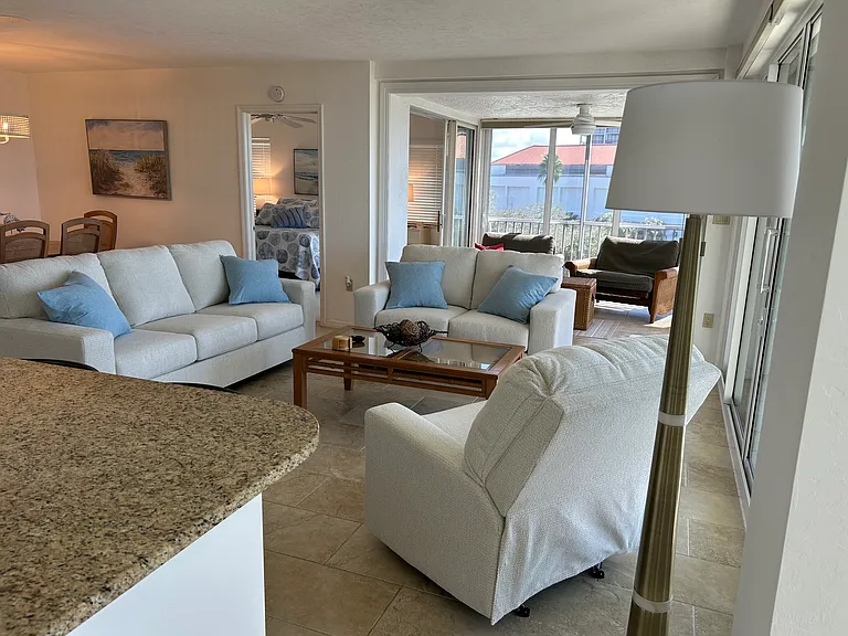 5501 Heron Point Dr #401 — Photo 15