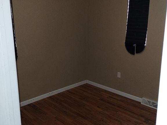4th image of 4140 W Ellsworth Ave Unit A