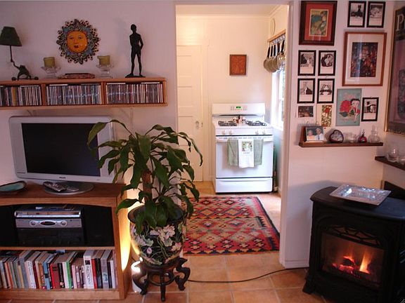 5th image of 27 W Blithedale Ave #B