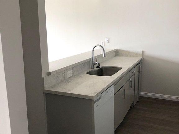 2nd image of 11 S Termino Ave #308
