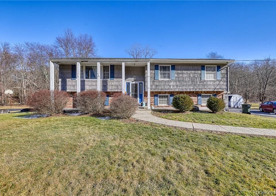 1st image of 64 Bayberry Drive