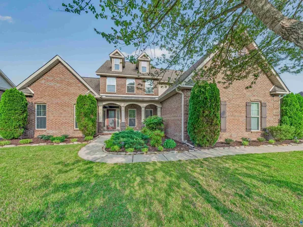 113 Shiloh Creek Dr, Madison, AL 35758