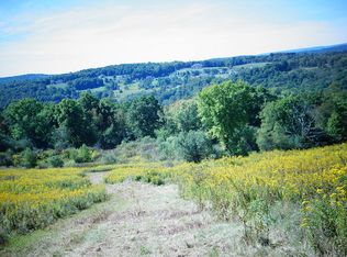 88 Riley Rose Ln, Honesdale, PA 18431