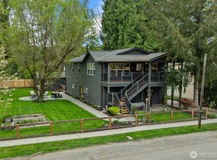 38170 SE Cedar St, Snoqualmie, WA 98065