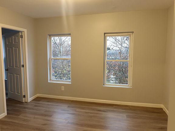 5th image of 9 Circle Ave Floor 2