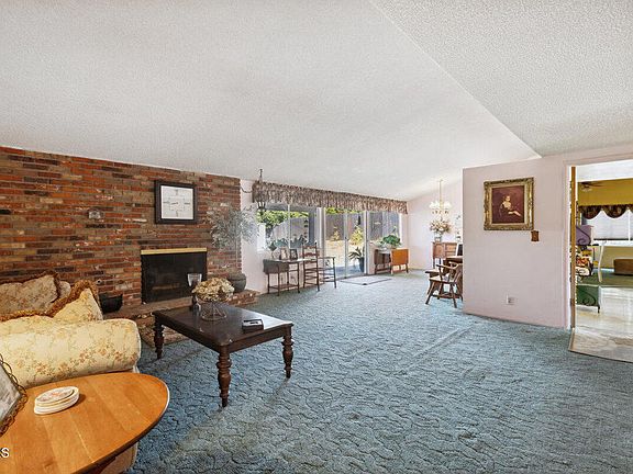 3rd image of 1363 Sterling Dr