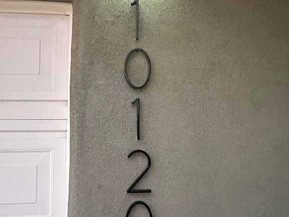 5th image of 10120 Paseo Del Norte NW