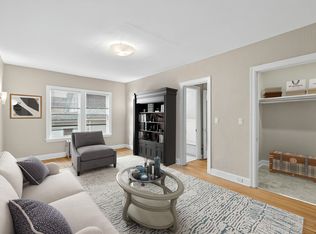 2103 Harriet Ave #203, Minneapolis, MN 55405