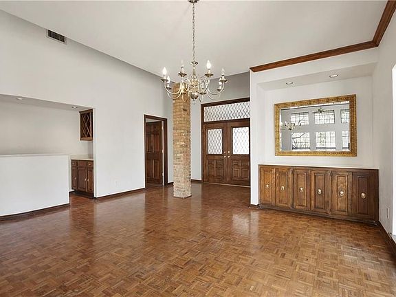 3rd image of 9651 Hilldale Dr